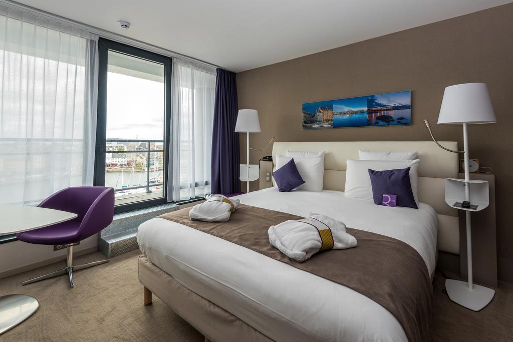 Mercure Cherbourg Centre Port Exterior photo