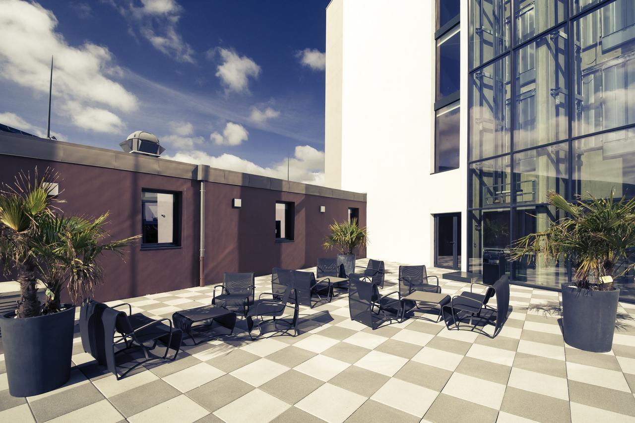 Mercure Cherbourg Centre Port Exterior photo